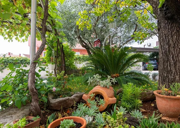 With Parking Space - 12656 아파트 로비니