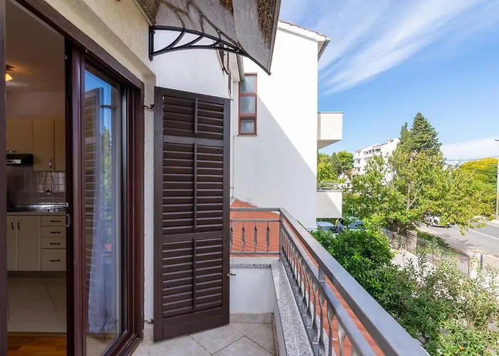 아파트 With Parking Space - 12656 *